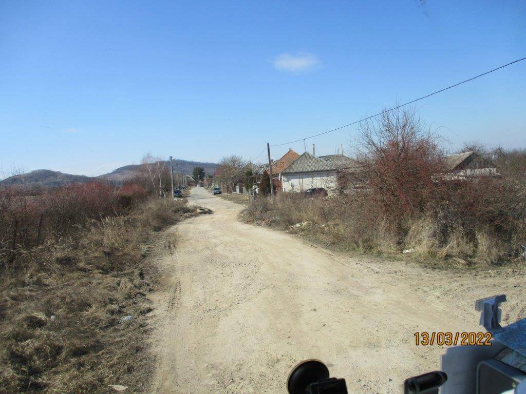 Die Straßen in der Ukraine waren teilweise nur schwer zu befahren. - Ukraine 2022